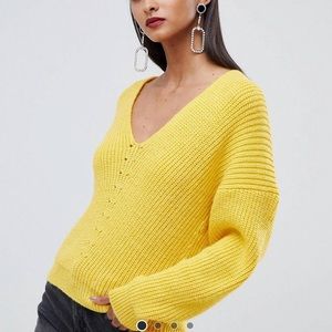 ASOS tall v neck yellow sweater us size 6